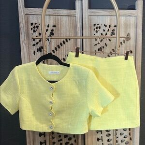 Brand New 12th Tribe 2 Piece Set in Yellow